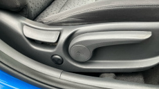 Hyundai IONIQ 1.6 GDi Plug-in Hybrid Premium 5dr DCT Hatchback